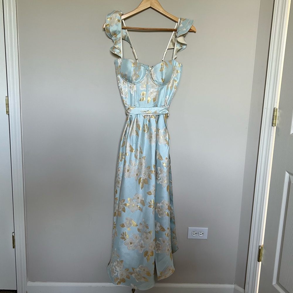 V. Chapman Sky Blue and Gold Floral Midi Dress - Picture 5 of 15